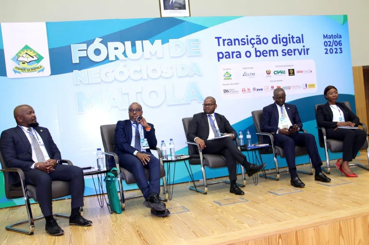 Gil Cambule em painel que discute TRANSFORMAÇÃO DIGITAL